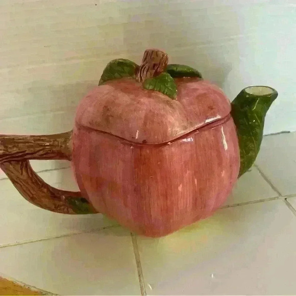 Cardinal Pick of the Crop Teapot Red Apple 1994 - Picture 3 of 5